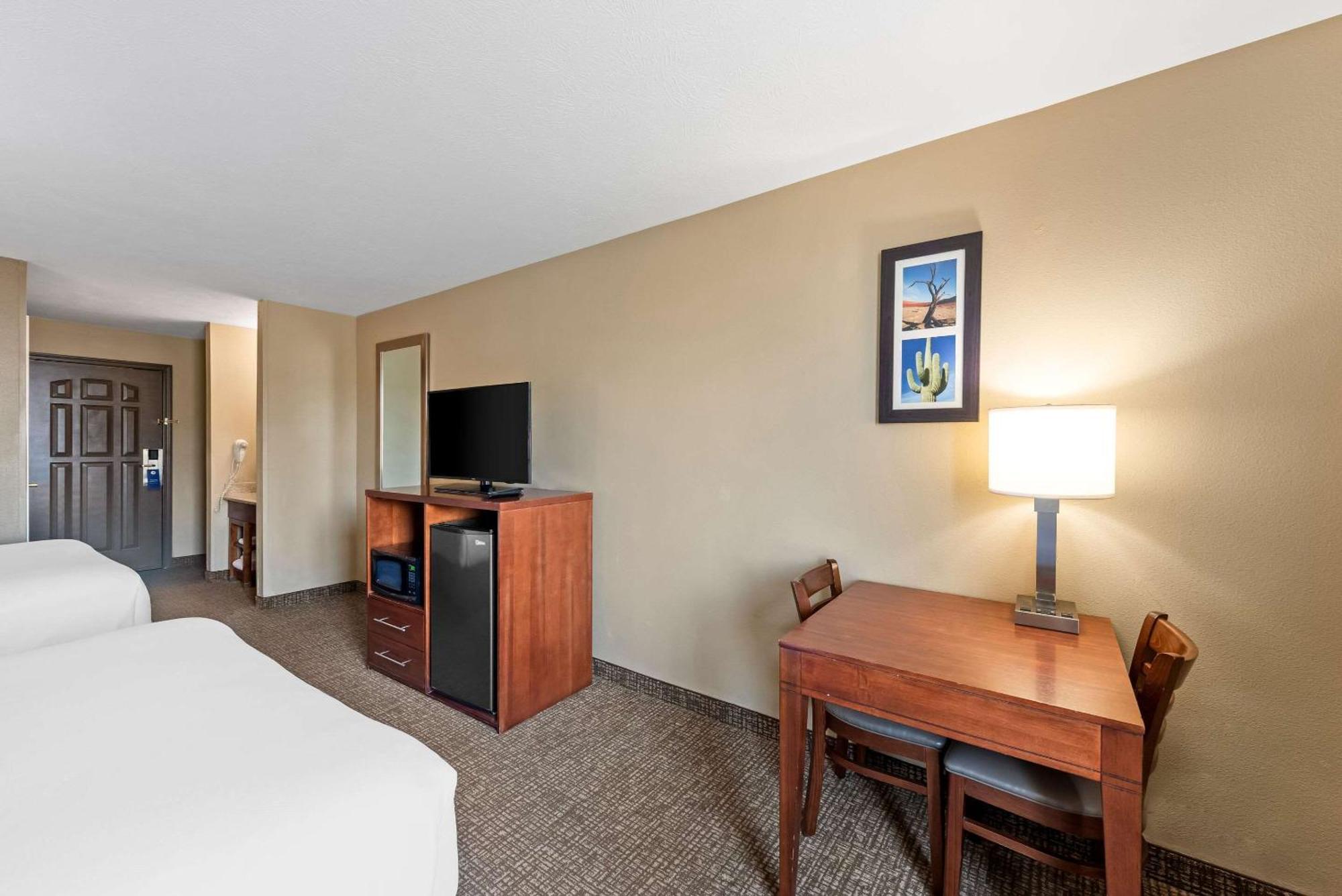 Comfort Inn & Suites El Centro I-8 Экстерьер фото