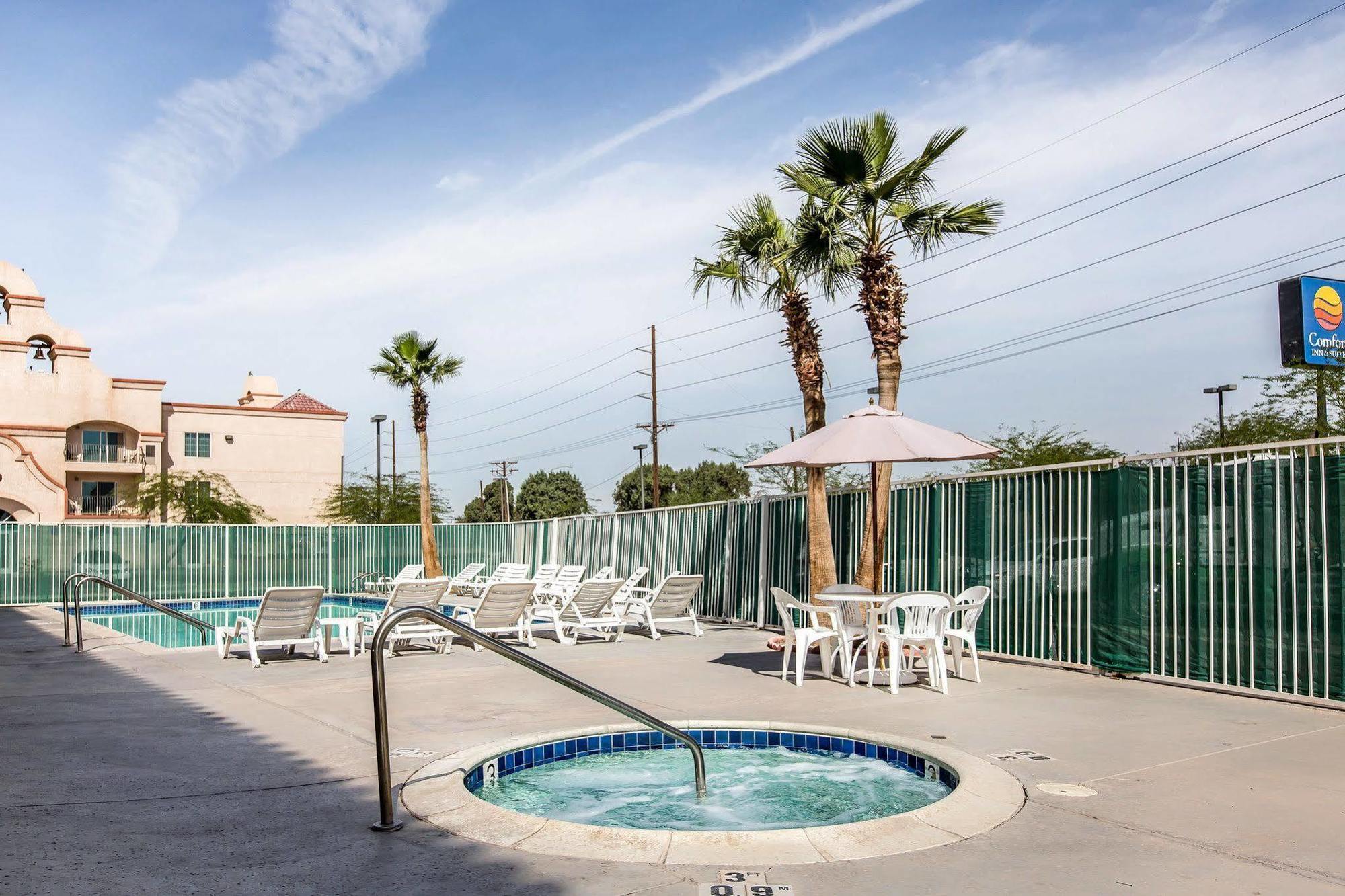Comfort Inn & Suites El Centro I-8 Экстерьер фото