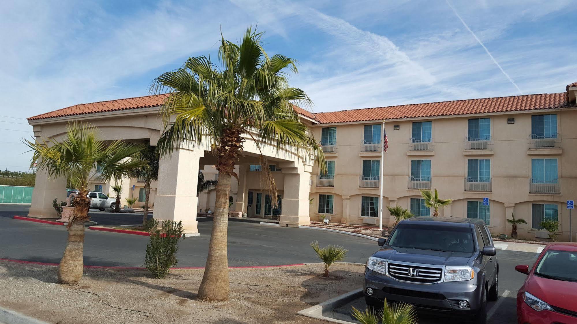 Comfort Inn & Suites El Centro I-8 Экстерьер фото
